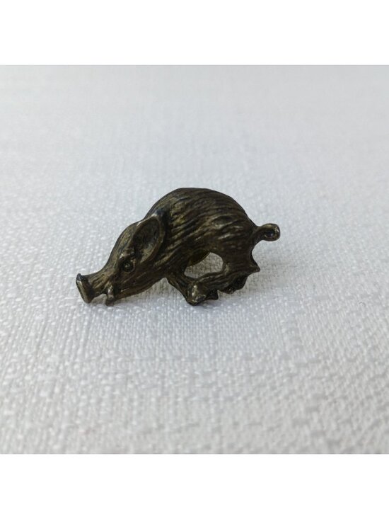 Source Unknown Accessories - The University Of Arkansas Razorbacks Silver tarnish metal Wild Hog Lapel Pin